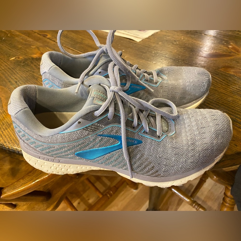 Brooks Ghost running shoes - Picture 1 of 2